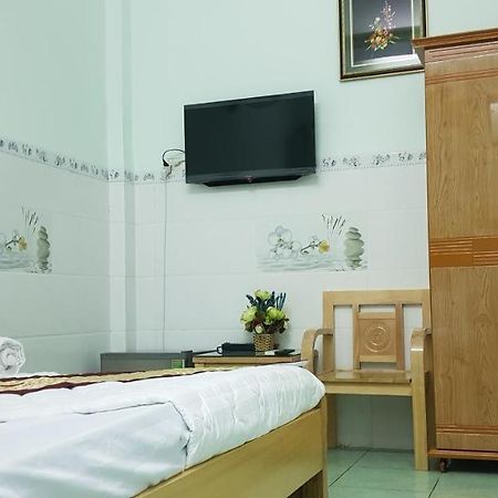 Hotel Thu Trang Куи Нхон Екстериор снимка