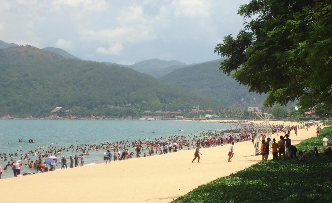Hotel Thu Trang Куи Нхон Екстериор снимка