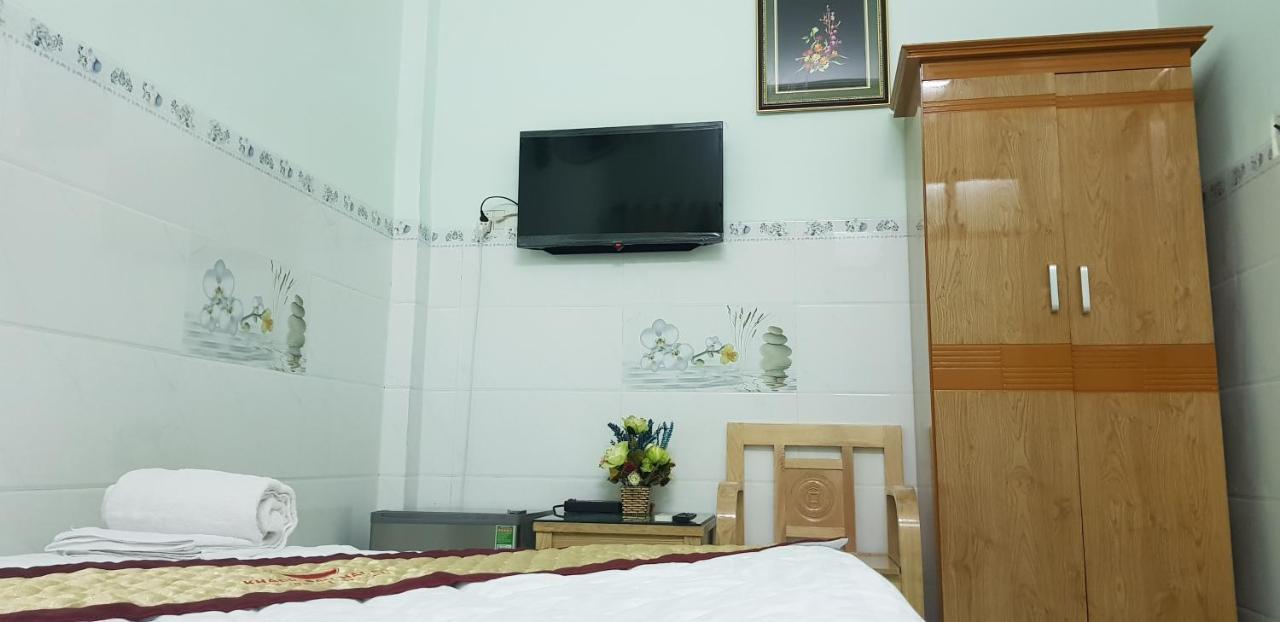 Hotel Thu Trang Куи Нхон Екстериор снимка